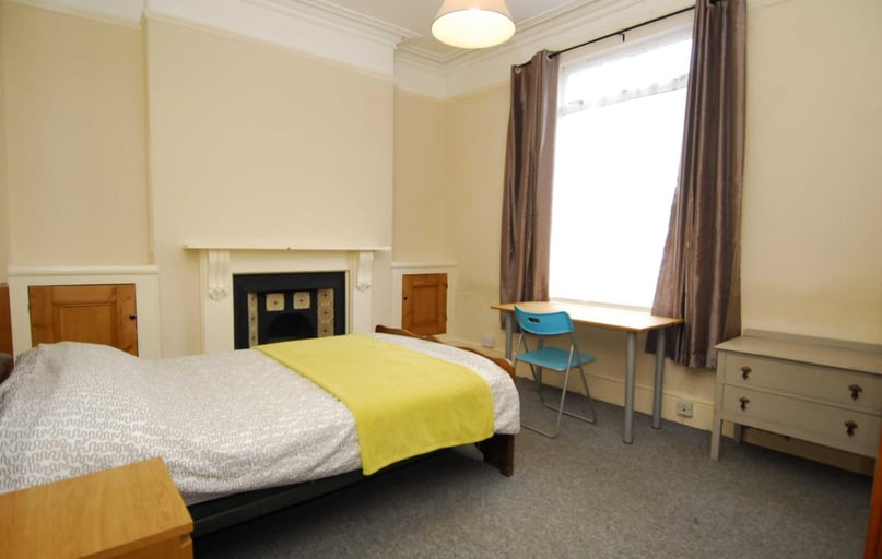 Beaumont Road, St Judes, Plymouth - Image 1